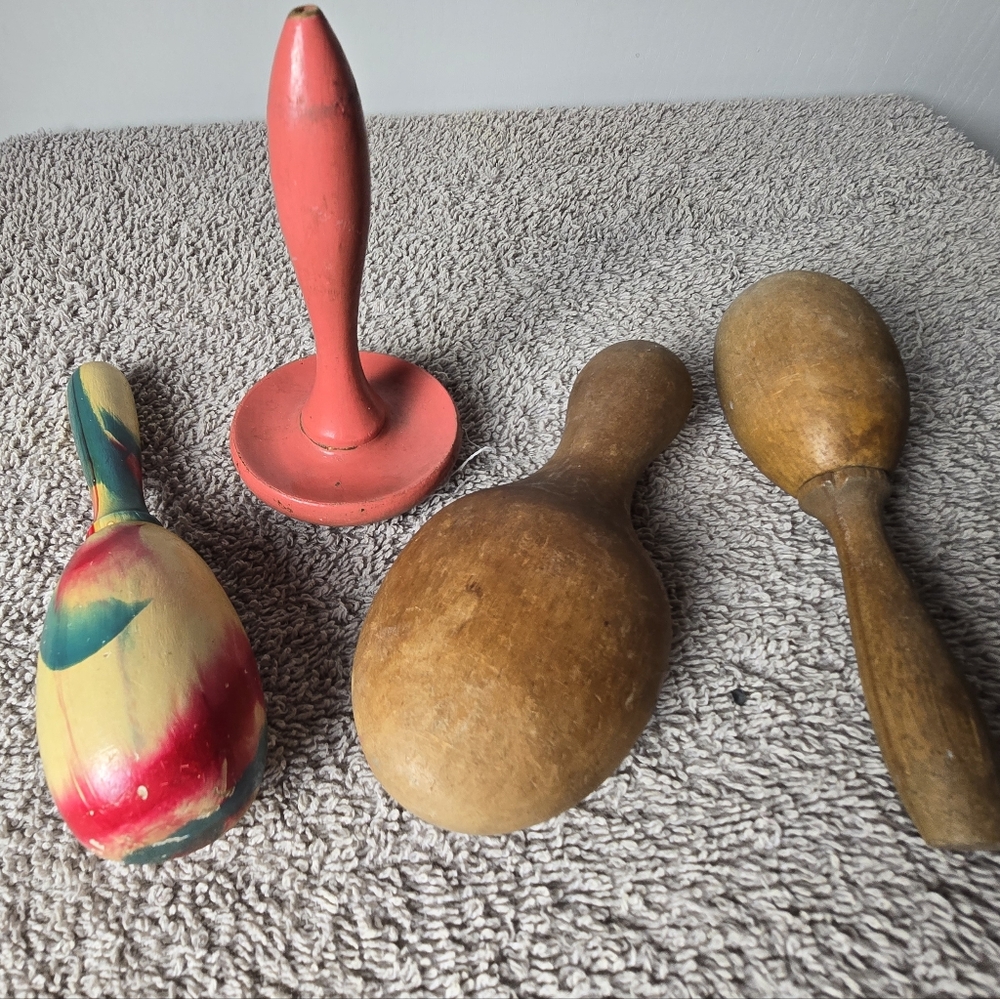 Vintage Four Wooden Sock Darners - Picture 2 of 9